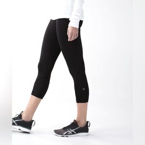 Lululemon Run Inspire Crop II-Sz12-NWOT